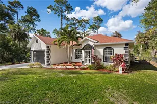 535 33rd Ave NE, Naples, FL 34120 - Photo 2