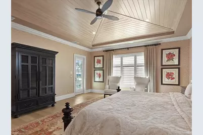 360 Heron Ave, Naples, FL 34108 - Photo 24