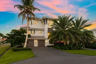 360 Heron Ave, Naples, FL 34108 - Photo 2