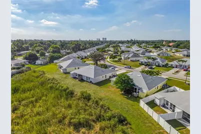 4906 Majorca Palms Dr, Fort Myers, FL 33905 - Photo 42