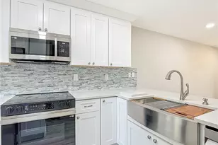 4906 Majorca Palms Dr, Fort Myers, FL 33905 - Photo 8