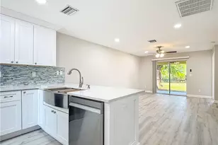 4906 Majorca Palms Dr, Fort Myers, FL 33905 - Photo 6