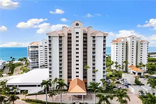 40 Seagate Dr, Naples, FL 34103 - Photo 2