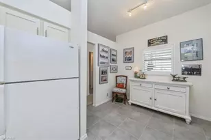 501 Lake Louise Cir, Naples, FL 34110 - Photo 6