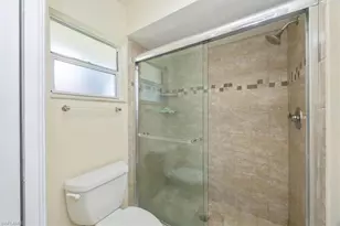 501 Lake Louise Cir, Naples, FL 34110 - Photo 16