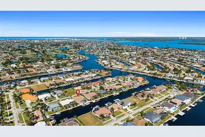 143 Leeward Ct, Marco Island, FL 34145 - Photo 50