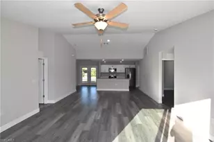 202 Seagrape St, Port Charlotte, FL 33954 - Photo 6