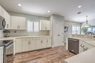 8460 Southbridge Dr, Estero, FL 33967 - Photo 18