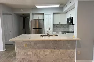 1210 Wildwood Lakes Blvd, Naples, FL 34104 - Photo 4