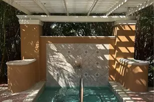 1210 Wildwood Lakes Blvd, Naples, FL 34104 - Photo 24