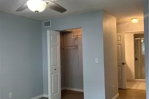 1210 Wildwood Lakes Blvd, Naples, FL 34104 - Photo 10