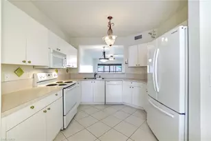 7839 Regal Heron Cir, Naples, FL 34104 - Photo 8