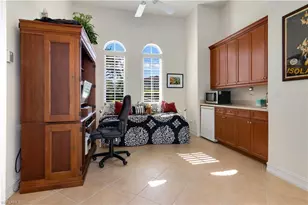 8986 Shenendoah Cir, Naples, FL 34113 - Photo 24