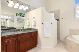 8986 Shenendoah Cir, Naples, FL 34113 - Photo 18