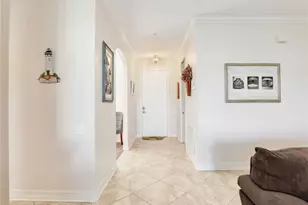 800 Carrick Bend Cir, Naples, FL 34110 - Photo 6