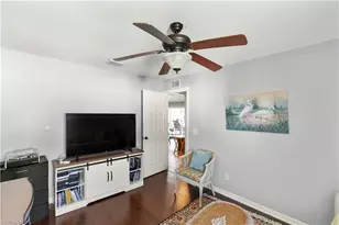 2020 NE 6th Pl, Cape Coral, FL 33909 - Photo 24