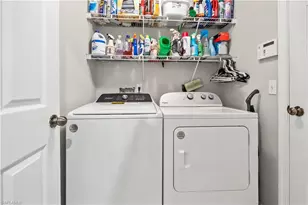 2020 NE 6th Pl, Cape Coral, FL 33909 - Photo 12