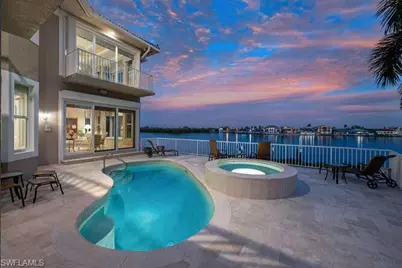 208 San Mateo Dr, Bonita Springs, FL 34134 - Photo 4