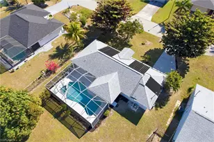 913 SE 16th St, Cape Coral, FL 33990 - Photo 36