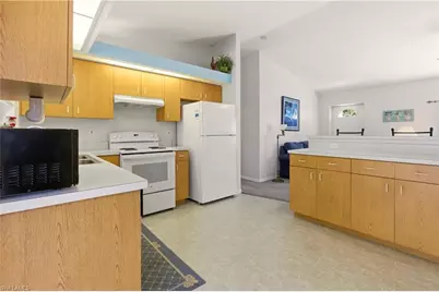 913 SE 16th St, Cape Coral, FL 33990 - Photo 12