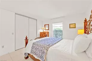 151 Cypress Way E, Naples, FL 34110 - Photo 20