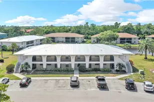 151 Cypress Way E, Naples, FL 34110 - Photo 28