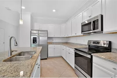 2126 Hamlin St, Naples, FL 34120 - Photo 8