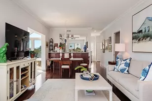 305 Park Shore Dr, Naples, FL 34103 - Photo 8