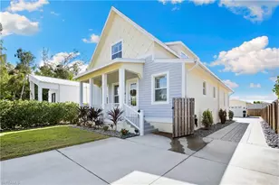 3060 Woodside Ave, Naples, FL 34112 - Photo 32