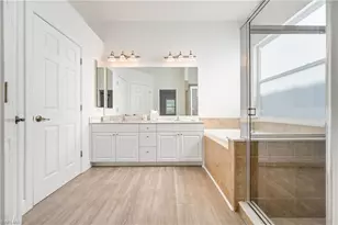 9121 Quartz Ln, Naples, FL 34120 - Photo 14