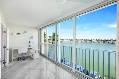 2750 Gulf Shore Blvd N #402, Naples, FL 34103 - Photo 14