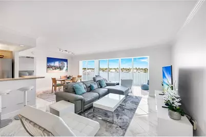 2750 Gulf Shore Blvd N #402, Naples, FL 34103 - Photo 4