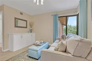 120 Cypress Way E, Naples, FL 34110 - Photo 8