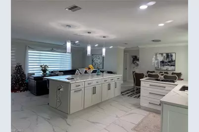 200 SW 10th Ter, Cape Coral, FL 33991 - Photo 6