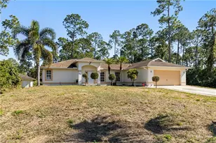 1620 Blue Sage Dr, Naples, FL 34117 - Photo 2