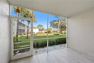 1330 Derbyshire Ct, Naples, FL 34116 - Photo 32