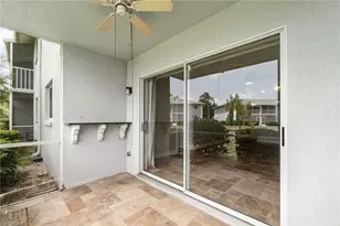 8200 Summerlin Village Cir, Fort Myers, FL 33919 - Photo 20