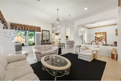 4959 Shaker Heights Ct Ct #202, Naples, FL 34112 - Photo 4