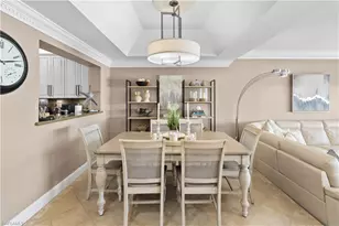 221 La Peninsula Blvd, Naples, FL 34113 - Photo 12