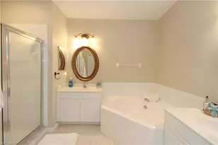 3435 Laurelgreens Ln S, Naples, FL 34119 - Photo 44