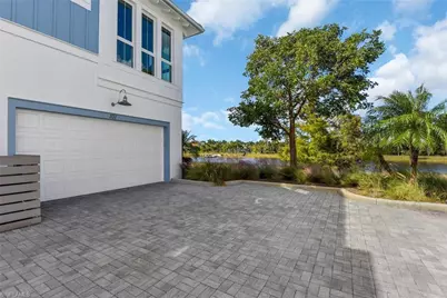 6561 Dominica Dr #8-101, Naples, FL 34113 - Photo 4