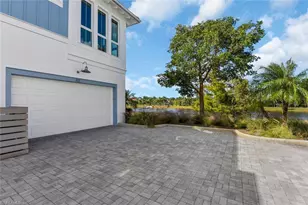 6561 Dominica Dr, Naples, FL 34113 - Photo 4