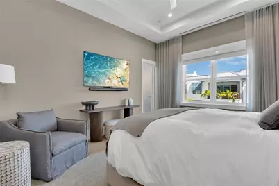 201 8th St S #311, Naples, FL 34102 - Photo 16