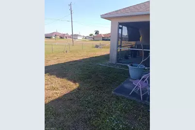 1017 Nelson Rd N, Cape Coral, FL 33993 - Photo 4