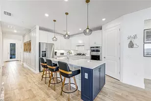 20530 Pebble Gln Dr, Estero, FL 33928 - Photo 6