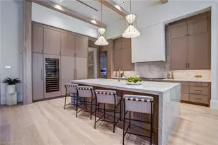 436 Putter Point Ct, Naples, FL 34103 - Photo 8