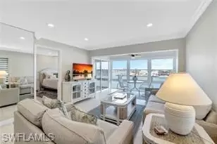 271 Southbay Dr, Naples, FL 34108 - Photo 6