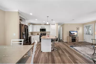 1113 Diamond Lake Cir, Naples, FL 34114 - Photo 6