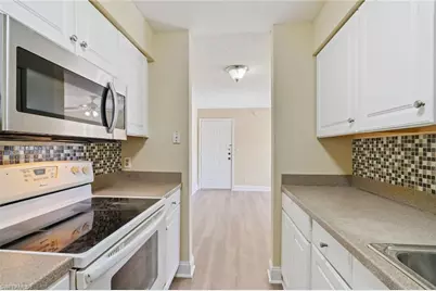 5325 Summerlin Rd #2509, Fort Myers, FL 33919 - Photo 8