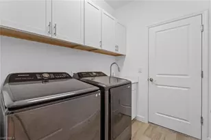 1779 Hagen Ct, Naples, FL 34120 - Photo 20